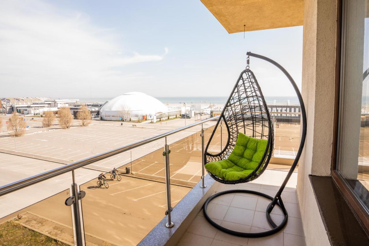 Summerland Sea-View Luxury Apartment Мамая Екстериор снимка