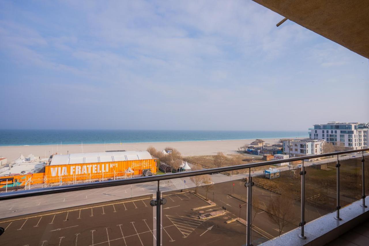 Summerland Sea-View Luxury Apartment Мамая Екстериор снимка