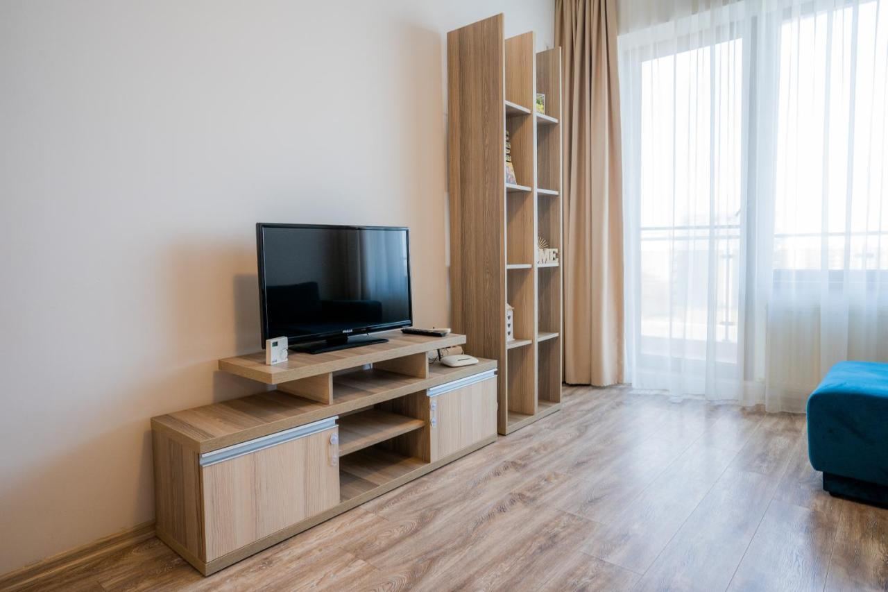 Summerland Sea-View Luxury Apartment Мамая Екстериор снимка