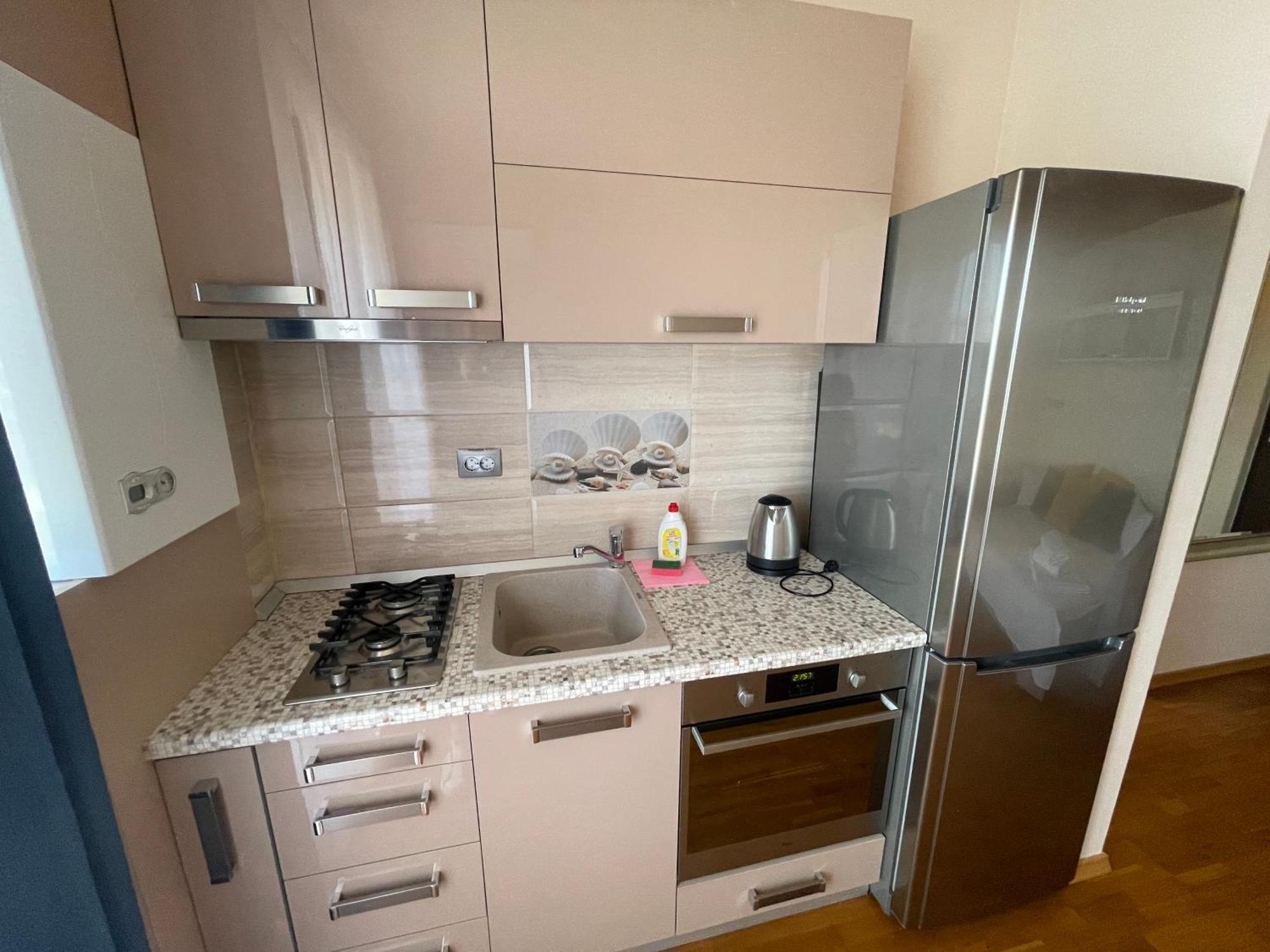 Summerland Sea-View Luxury Apartment Мамая Екстериор снимка