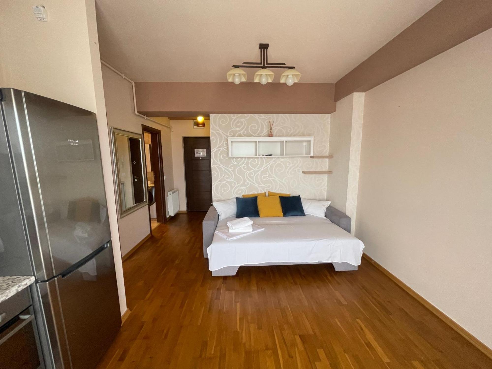 Summerland Sea-View Luxury Apartment Мамая Екстериор снимка
