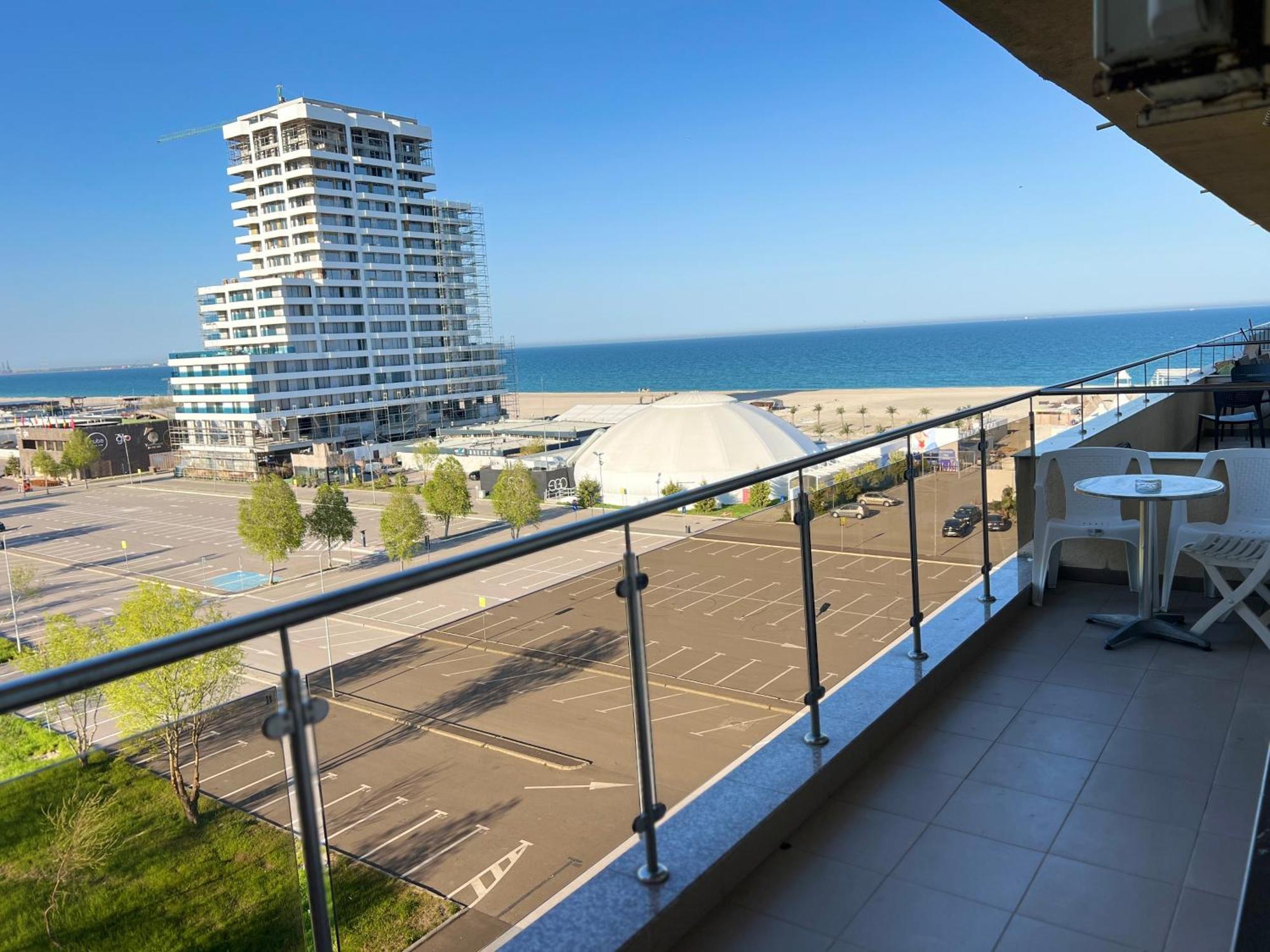 Summerland Sea-View Luxury Apartment Мамая Екстериор снимка
